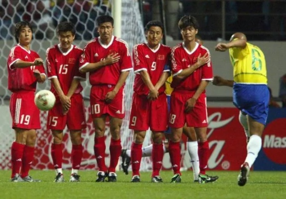 中国世界杯2002 鲁尼 世界杯中国队2002